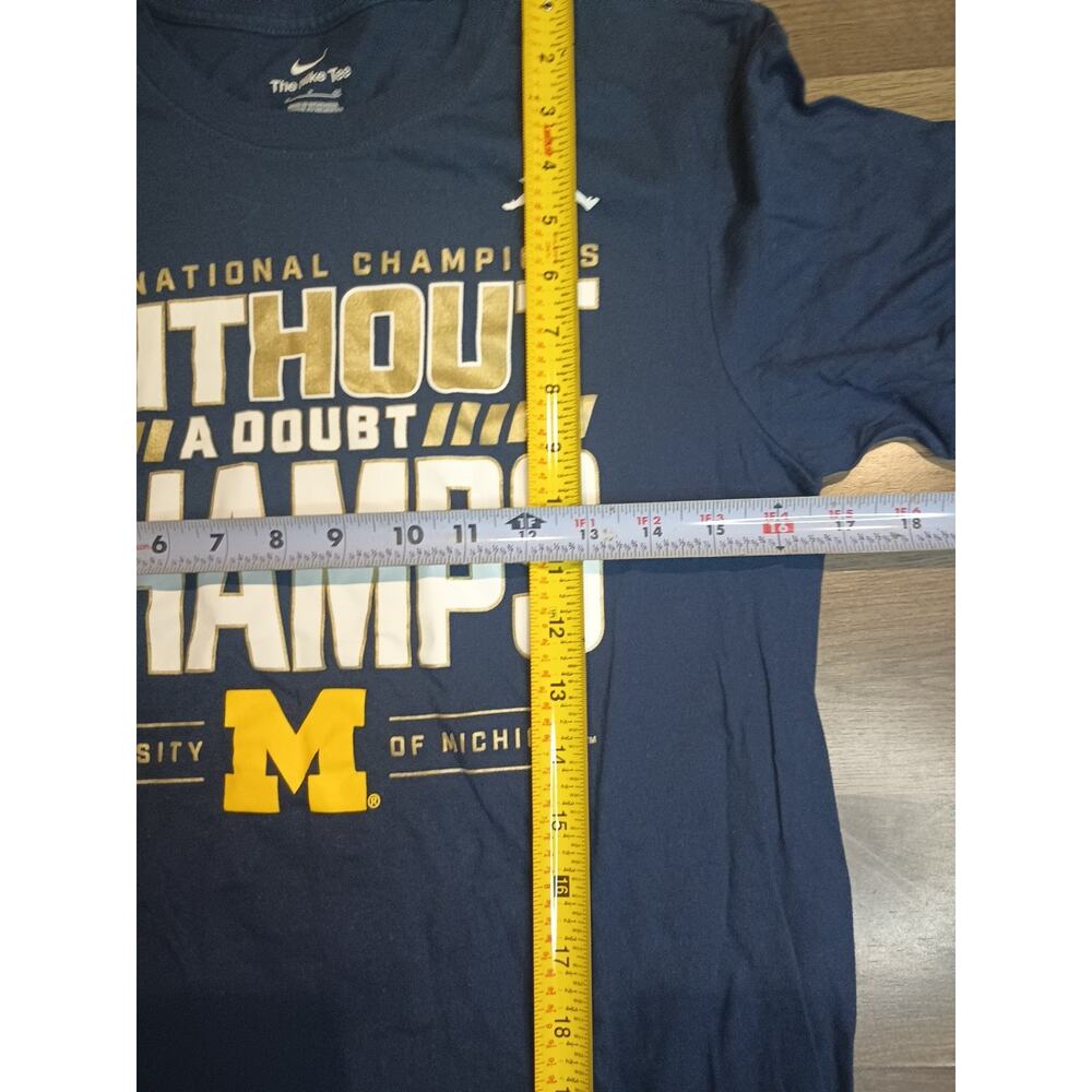 Nike Jordan T-shirt Michigan Wolverines 2023 National Champs Navy Size S - Picture 6 of 7
